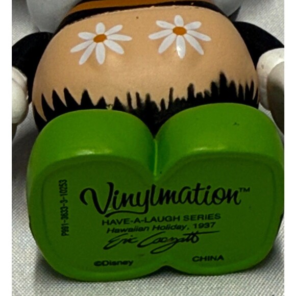 Disney Vinylmation Hula Minnie Mouse Have a Laugh 3 Series 3" Collectible Figure - Picture 3 of 3
